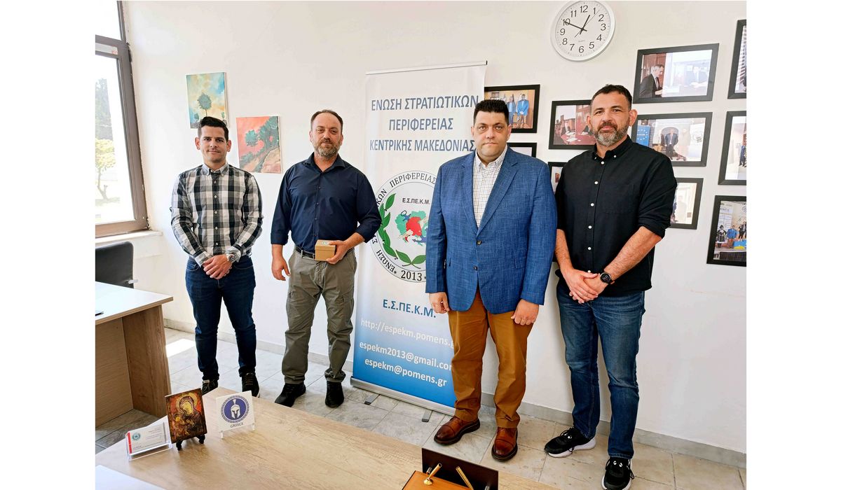 Επίσκεψη του Βουλευτή ΚΚΕ Β Θεσσαλονίκης κ Στολτίδη Λεωνίδα στα Γραφεία της ΕΣΠΕΚΜ